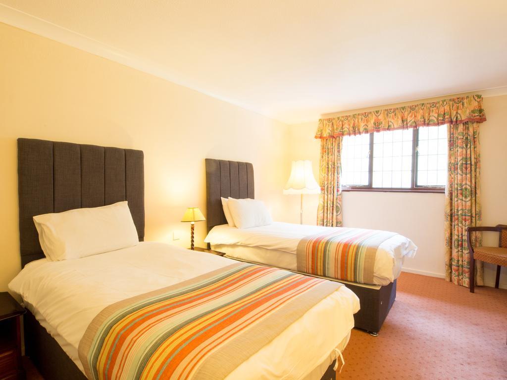 The Devil'S Punchbowl Hotel Hindhead Kültér fotó